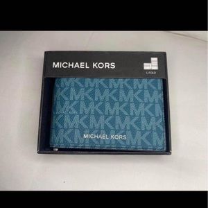 Michael kors wallet